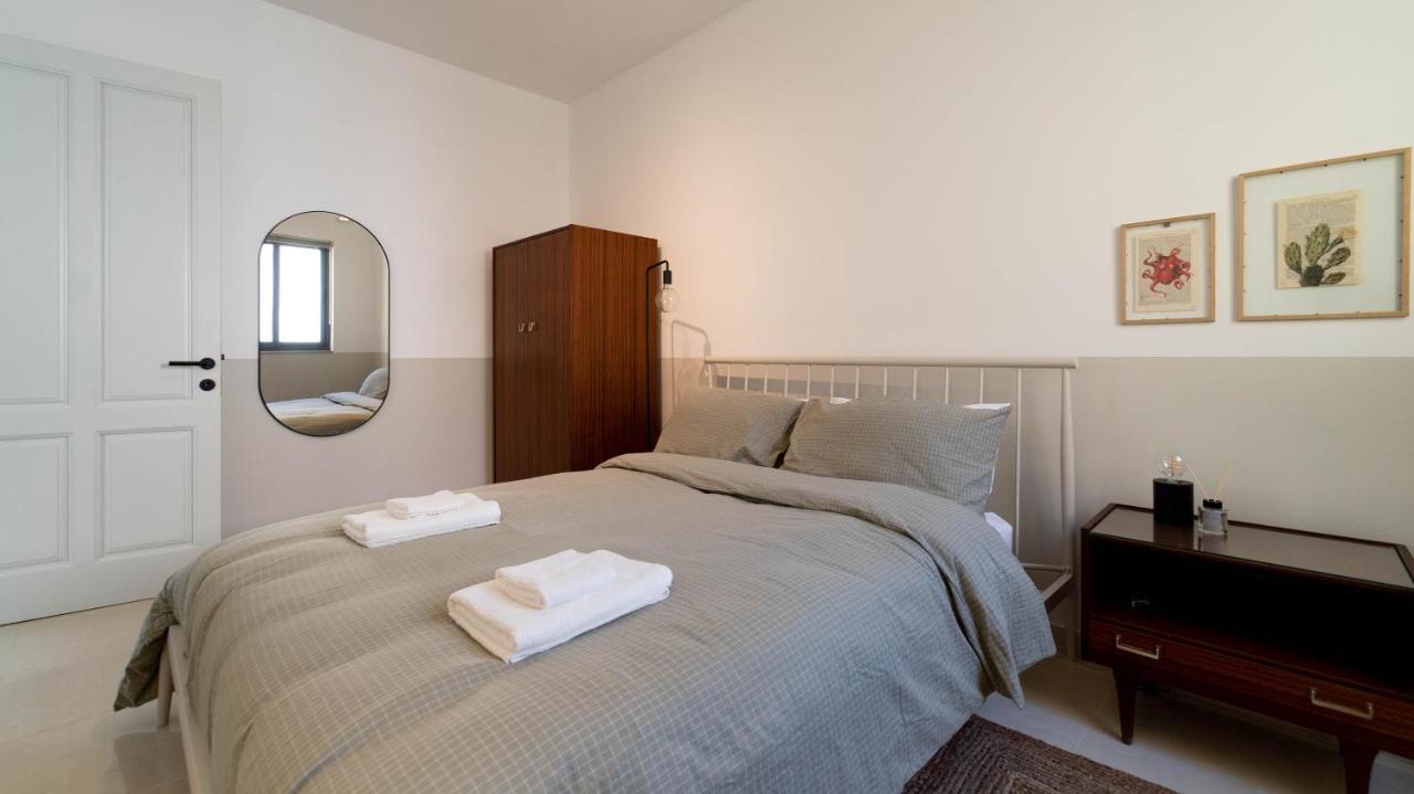 Ferienwohnung Cosy Designer Seaview Penthouse With Terrace & Bbq St. Paul's Bay Exterior foto