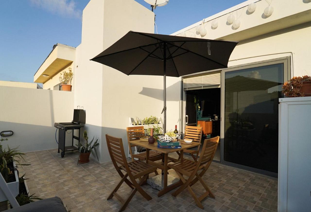 Ferienwohnung Cosy Designer Seaview Penthouse With Terrace & Bbq St. Paul's Bay Exterior foto