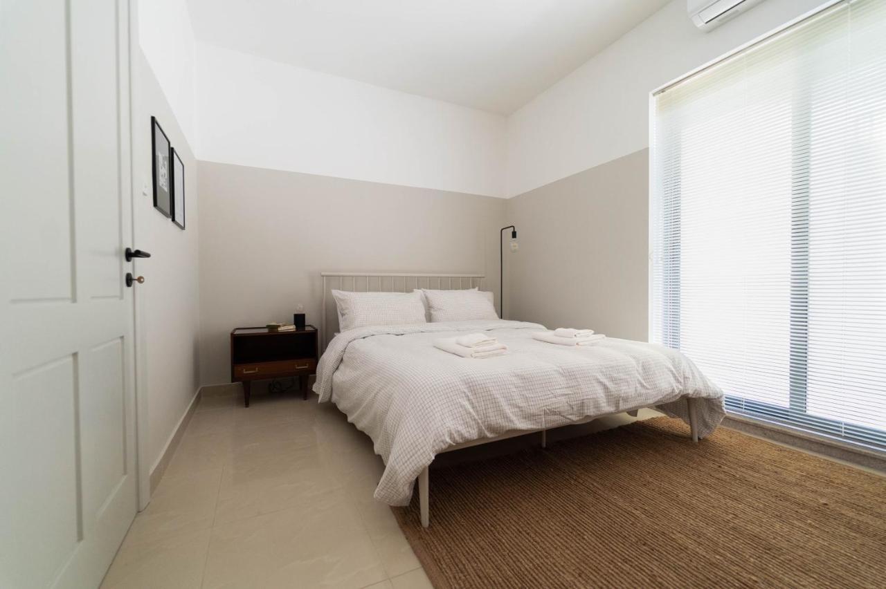 Ferienwohnung Cosy Designer Seaview Penthouse With Terrace & Bbq St. Paul's Bay Exterior foto